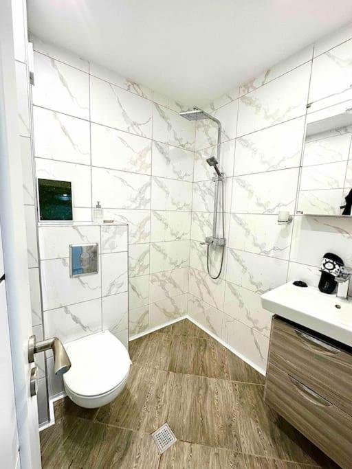 Ghome Luxury Sofia