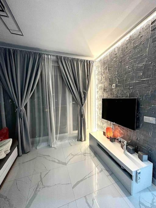 Ghome Luxury *